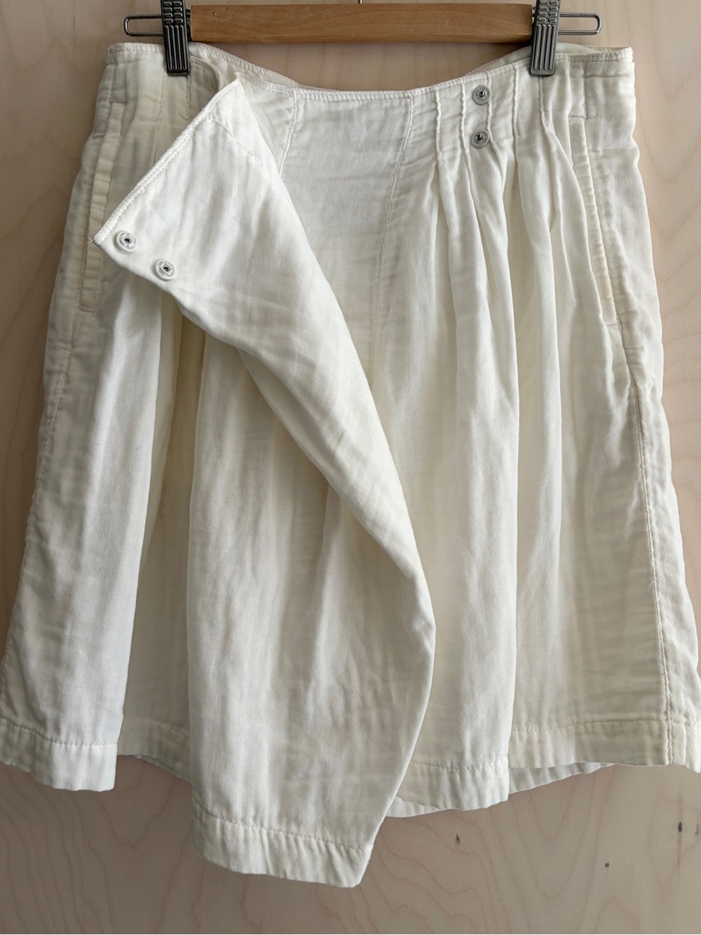 Zucca Japan White Cotton Gauze Wrap Skort - Picture 4 of 8